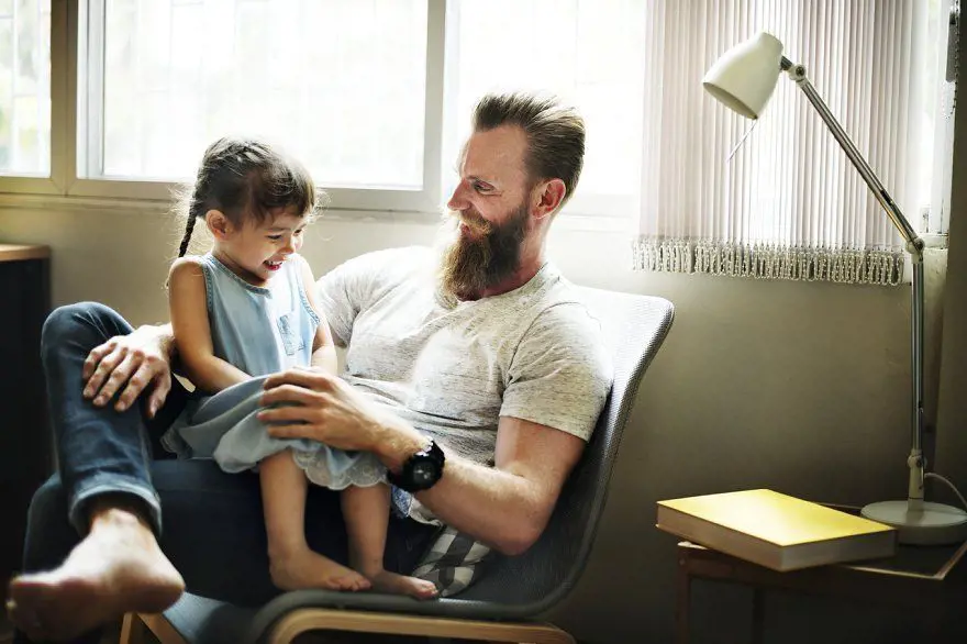 A young girl spend some quality time with her papa